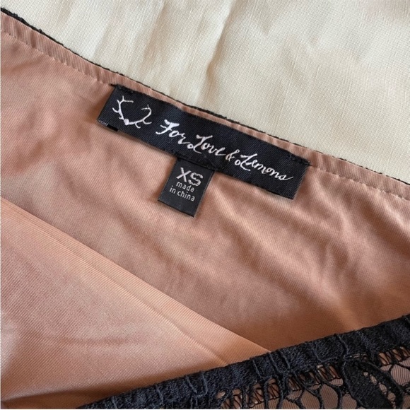 For Love and Lemon- High Rise Black Lace Skirt Nude Layer Mini Skirt Size XS - Picture 6 of 6